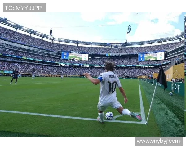 世界杯精彩对决巴黎圣日耳曼与里昂1比1平局引发转会热议